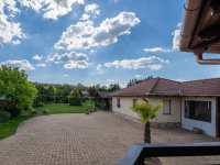 Eladó családi ház, Kecskeméten 330 M Ft, 5 szobás