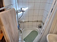 Eladó nyaraló, Neszmélyen 25 M Ft, 3 szobás