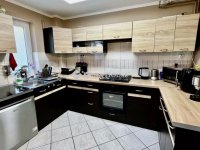 Eladó családi ház, Szombathelyen 125 M Ft, 6 szobás
