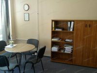 Kiadó iroda, Kecskeméten 100 E Ft / hó, 1 szobás