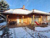 Eladó családi ház, Gödön 89.9 M Ft, 4 szobás