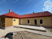 Eladó családi ház