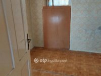 Eladó családi ház, Pécsett 27.9 M Ft, 2 szobás