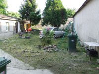 Eladó családi ház, Esztergomban 119.9 M Ft, 6 szobás