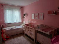 Eladó panellakás, Szegeden 74.85 M Ft, 3 szobás