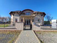 Eladó ipari ingatlan, Nagytarcsán 199 M Ft / költözzbe.hu