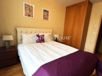 Eladó téglalakás, VI. kerületben 109.9 M Ft, 3 szobás