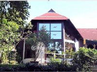 Eladó családi ház, Pécsett 125 M Ft, 5+2 szobás