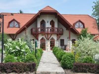 Eladó hotel, Mátranovákon 190 M Ft, 17 szobás