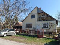 Eladó családi ház, Berhidán 62 M Ft, 6 szobás