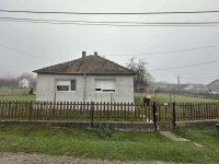 Eladó családi ház