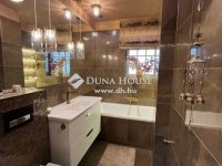 Eladó téglalakás, I. kerületben 239.9 M Ft, 3 szobás