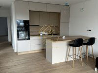 Eladó családi ház, Pécsett, Hársfa úton 89.9 M Ft, 4 szobás