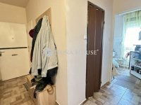 Eladó panellakás, Pécsett 54.9 M Ft, 3 szobás