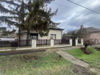 Eladó családi ház, Püspökladányban 25 M Ft, 2 szobás