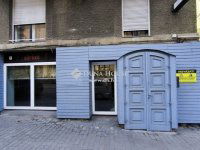 Eladó üzlethelyiség
