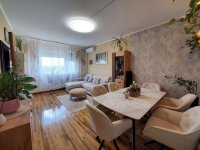 Eladó panellakás, Szegeden, Csongrádi sugárúton 59.9 M Ft