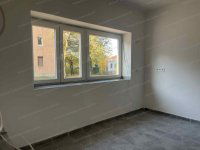 Eladó üzlethelyiség