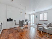 Eladó téglalakás, VI. kerületben 299 M Ft, 4 szobás