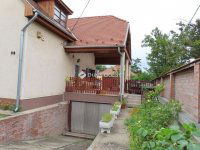 Eladó családi ház, IV. kerületben 129 M Ft, 6 szobás