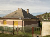 Eladó családi ház, Csolnokon 49 M Ft, 2 szobás