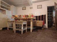 Eladó családi ház, Bakonszegen 15 M Ft, 2 szobás