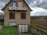 Eladó családi ház