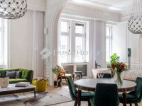 Eladó téglalakás, VI. kerületben 420.137 M Ft, 3 szobás