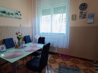Eladó családi ház, Érden 90 M Ft, 3 szobás