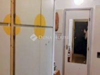 Eladó panellakás, Pécsett 41.9 M Ft, 2 szobás