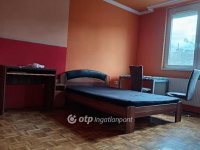 Eladó téglalakás, Debrecenben 39.9 M Ft, 1 szobás