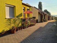 Eladó hotel, Zalakaroson 99 M Ft, 10 szobás / költözzbe.hu