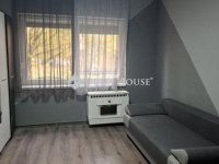 Eladó téglalakás, Szekszárdon 45.5 M Ft, 2 szobás