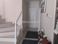 Eladó ikerház, Érden 145 M Ft, 5 szobás / költözzbe.hu