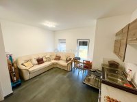 Eladó családi ház, Kőszárhegyen 134.99 M Ft, 5 szobás