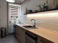 Eladó téglalakás, Pécsett 51.5 M Ft, 2 szobás