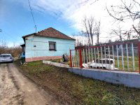 Eladó családi ház, Szákszenden 10 M Ft, 2 szobás