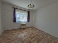 Eladó családi ház, Rózsaszentmártonon 16 M Ft, 2 szobás