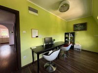 Eladó családi ház, II. kerületben 400.05 M Ft, 9 szobás