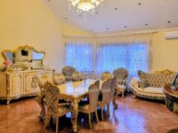 Eladó családi ház, XVII. kerületben 280 M Ft, 6 szobás