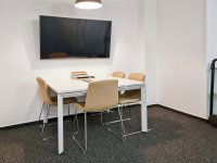 Kiadó iroda, Szegeden, Bakay Nándor utcában 170 E Ft / hó