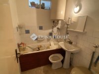 Eladó téglalakás, Komlón 18.9 M Ft, 2 szobás