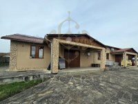 Eladó családi ház, Bodrogolasziban 127 M Ft