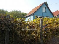Eladó családi ház, Kaposváron 26.6 M Ft, 2 szobás