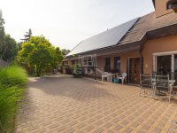 Eladó családi ház, III. kerületben 195 M Ft, 6 szobás