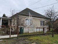 Eladó családi ház, Ózdon, Szigligeti utcában 11 M Ft, 5 szobás