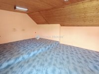 Eladó családi ház, Bólyban 51.9 M Ft, 6 szobás