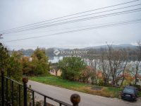 Eladó családi ház, Esztergomban 85 M Ft, 4 szobás