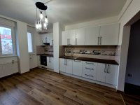 Kiadó panellakás, albérlet