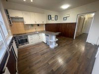 Eladó panellakás, Debrecenben 59.9 M Ft, 3 szobás